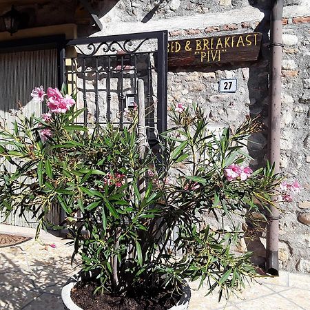 B&B Pivi Понті-суль-Мінчіо Екстер'єр фото