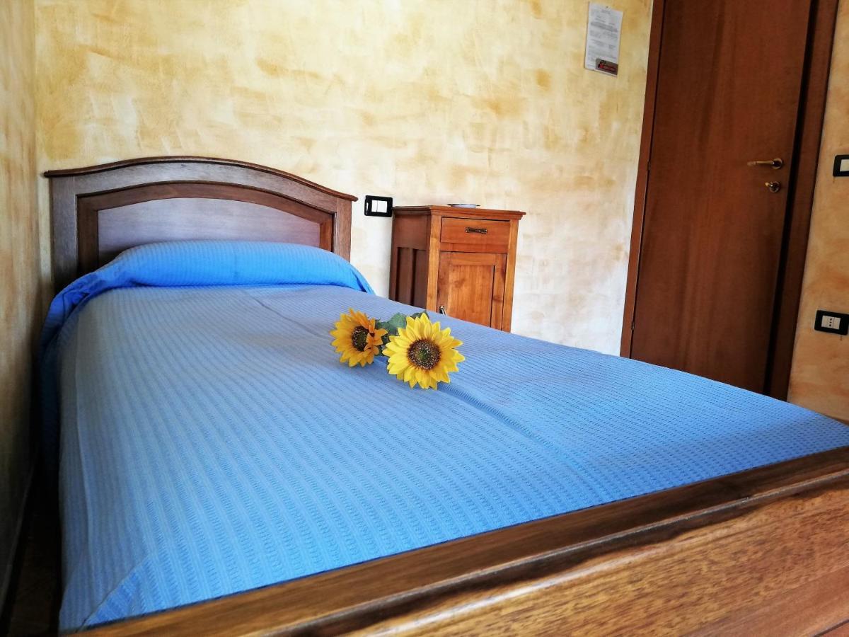 B&B Pivi Понті-суль-Мінчіо Екстер'єр фото