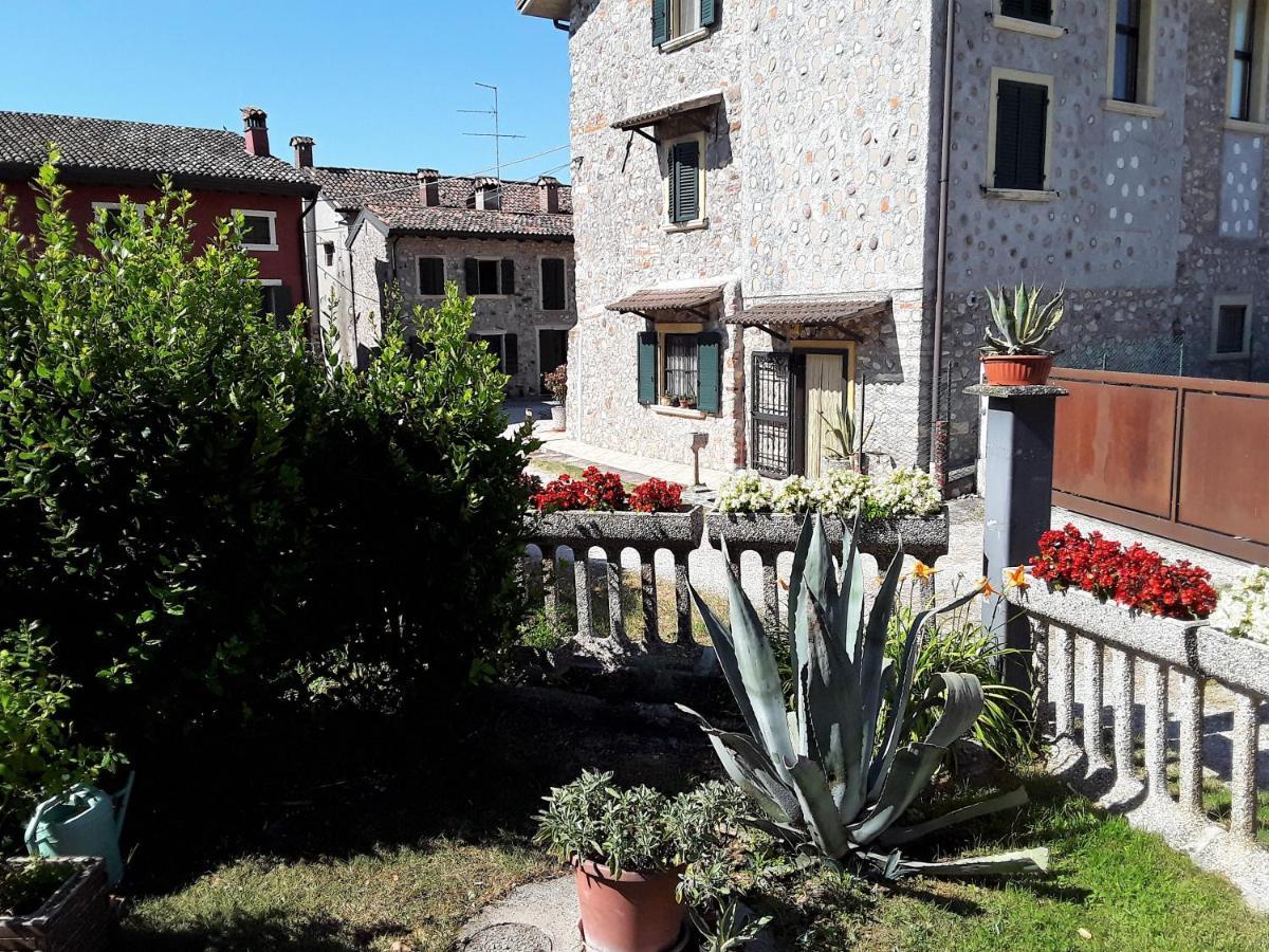 B&B Pivi Понті-суль-Мінчіо Екстер'єр фото