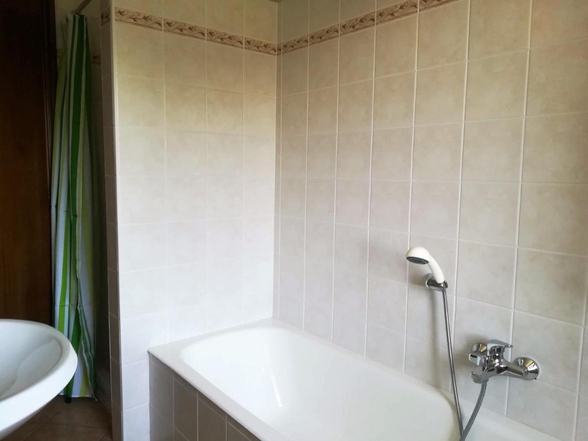 B&B Pivi Понті-суль-Мінчіо Екстер'єр фото